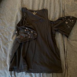 American Eagle Shoulder Shirt